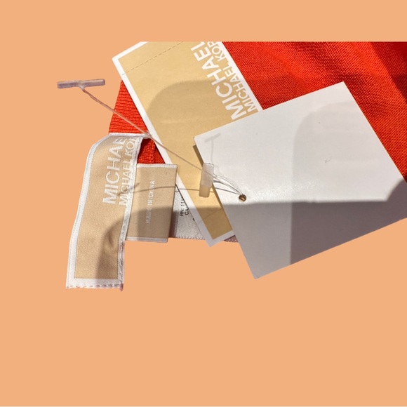 Michael Kors Designer Scarf/Shawl - Picture 7 of 7